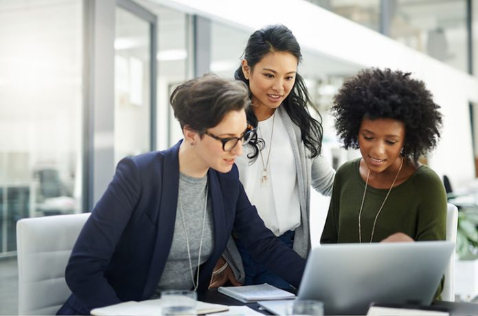 5 Corporate Event Planning Tips To Run a Successful Event