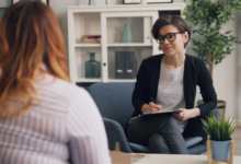 Spiritual Psychiatry vs. Traditional Psychiatry: What's the Difference?