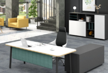 Maximize Team Organization with a Wholesale Office Desk with Drawers